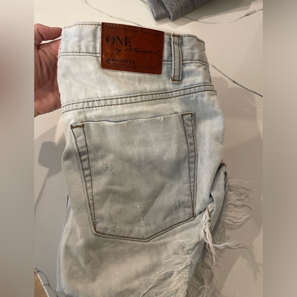 One teaspoon BANDITS short size 26